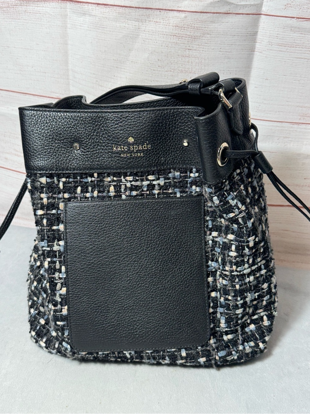 Kate Spade New York Marti Tweed Bucket Shoulder Bag Designer Classic - Picture 2 of 16